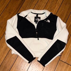 The North Face Black and White Half-Zip Fleece